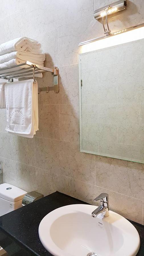Nang Vang Hotel ดาลัด ภายนอก รูปภาพ